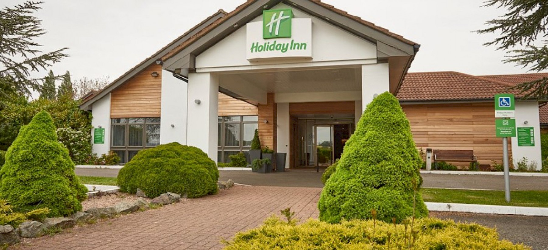 Holiday Inn Northampton West