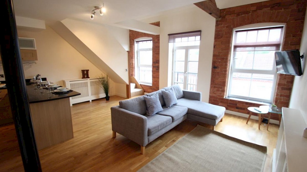 iStay Serviced Apartments