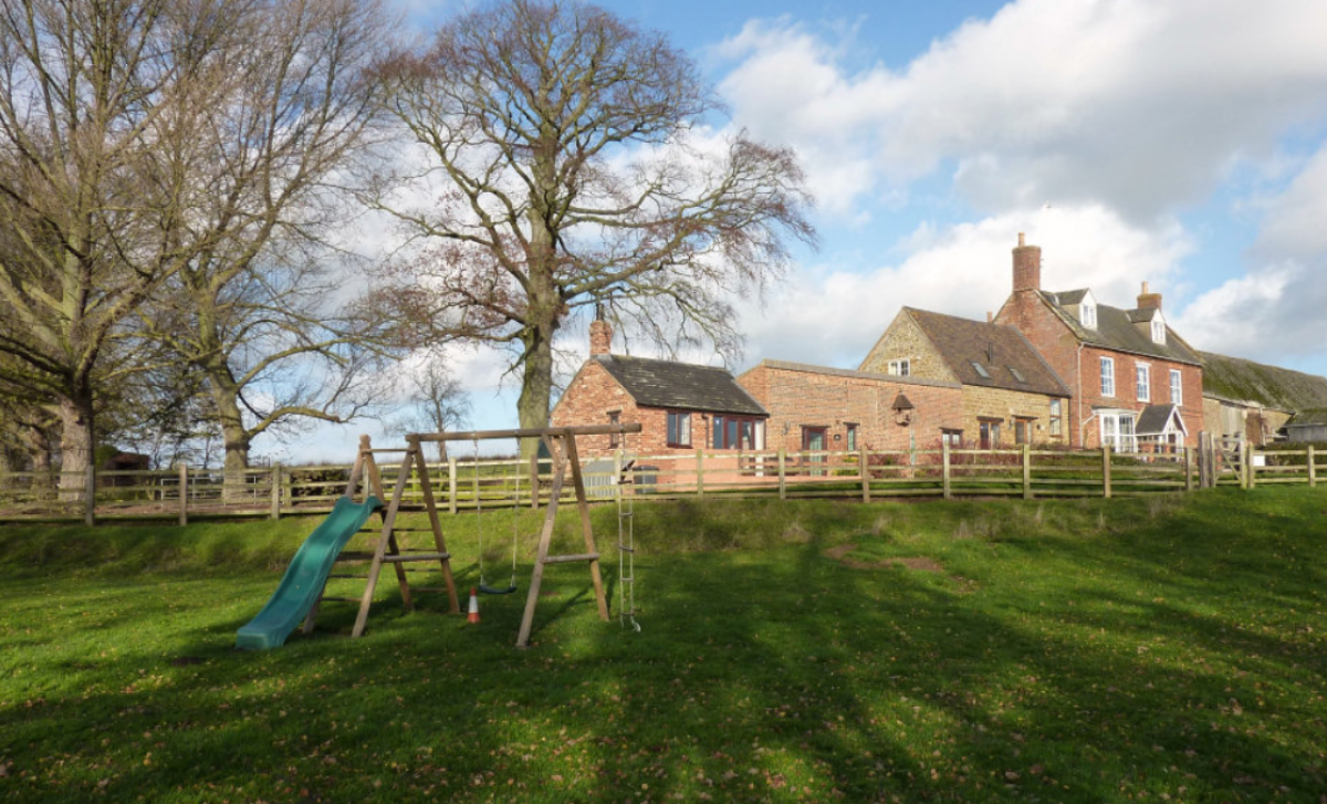 Meadowview Cottages