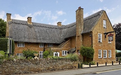 Pubs & Bars
