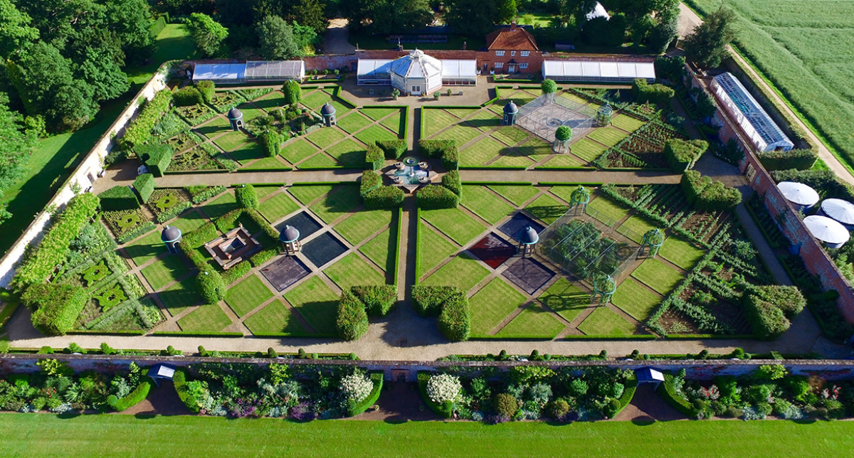 Thenford Gardens